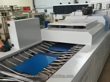 IR conveyor belt drying system